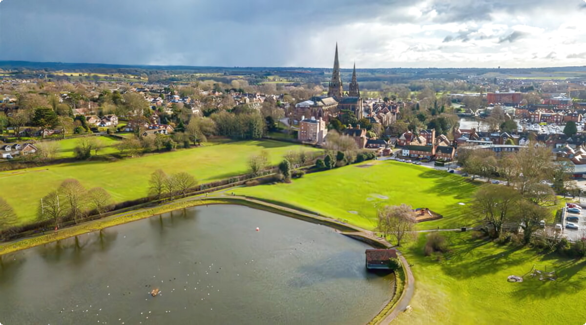 Principais opções de aluguel de carros em Lichfield
